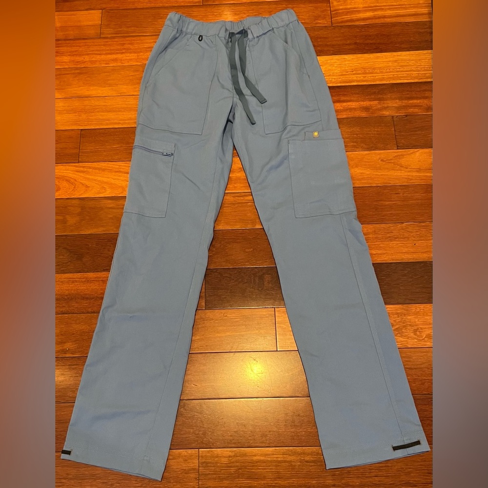 Unisex Figs XS Tela Cargo Scrub Pants Ceil Blue